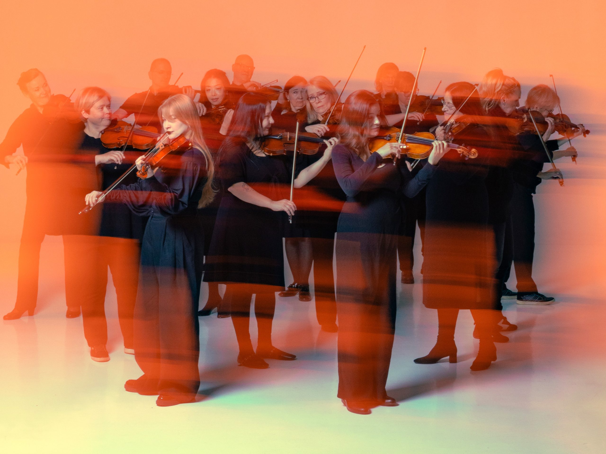 Tapiola Sinfonietta esiintymässä Tapiolasalissa