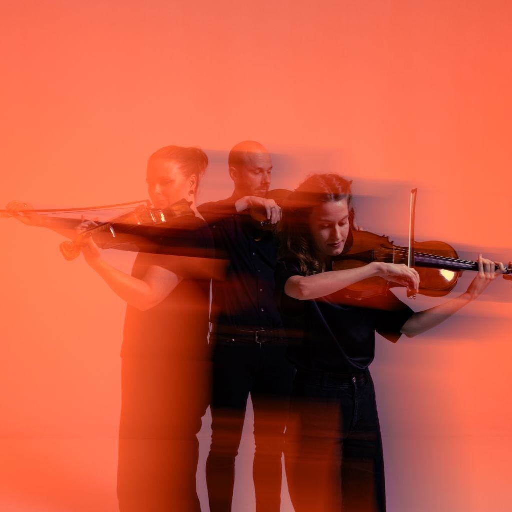 Tapiola Sinfonietta esiintymässä Tapiolasalissa